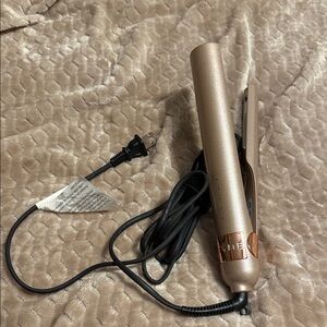 Elegant Gold Hair Straightener
